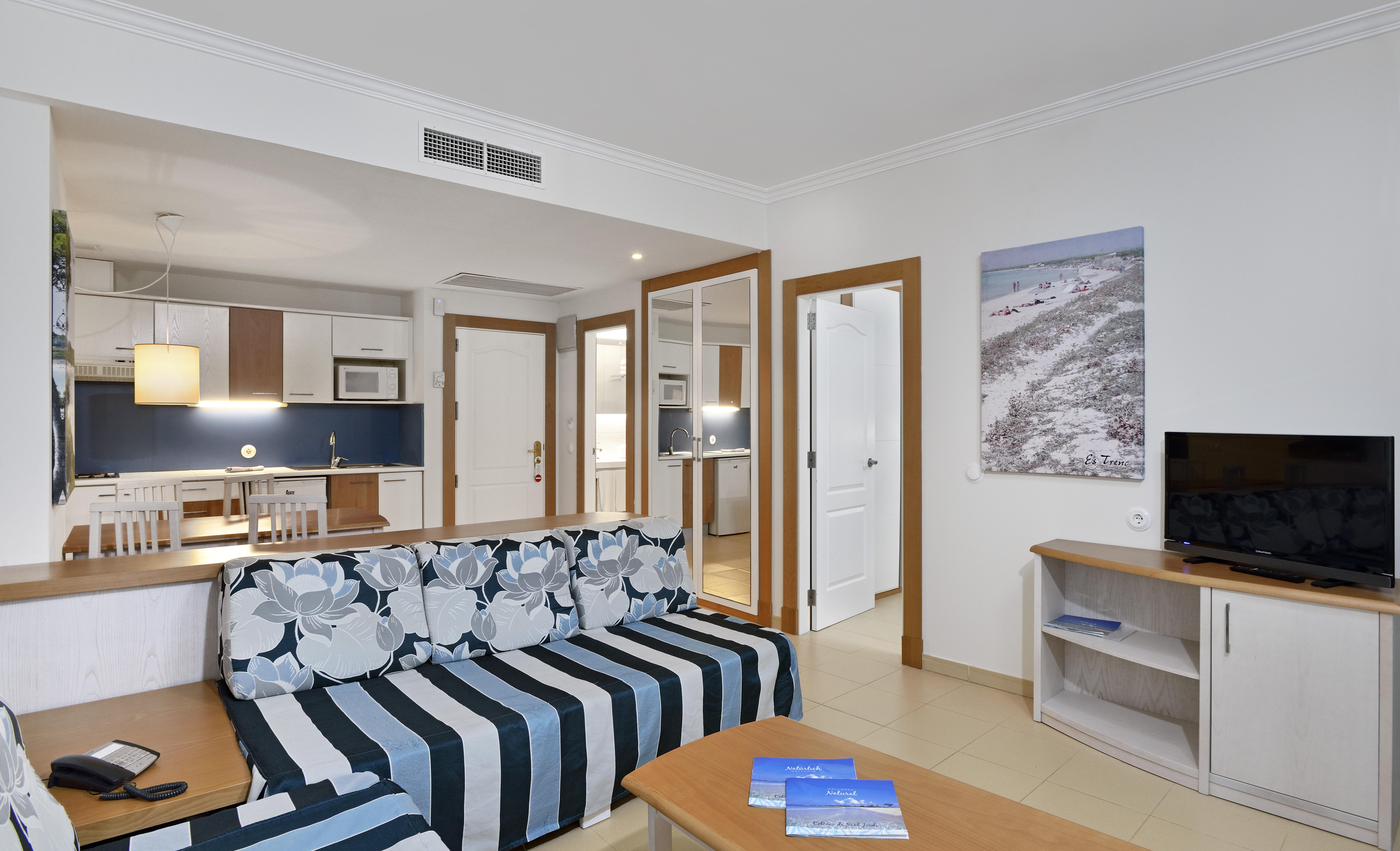 Aparthotel Isla De Cabrera